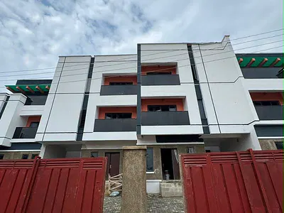 Luxury 4 Bedroom Terraced Duplex with BQ — Close to Major Road and Located in a Serene Estate in Ogudu, GRA, Ogudu, Lagos