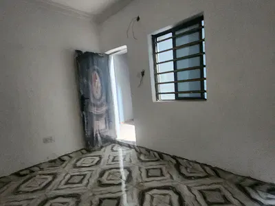Newly Built Room Self Contain Available — Shomolu, Shomolu, Lagos