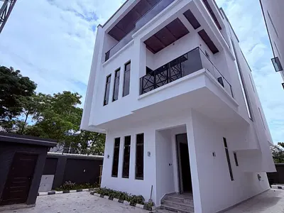 Brand New Six Bedroom Fully Detached Duplex — Victoria Island (VI), Lagos