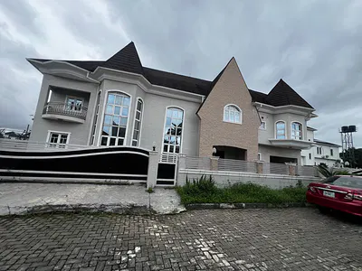 Aesthetically Built 5 Bedroom Detached Duplex with BQ — Lakeview Estate 2, Lafiaji, Lekki, Lagos