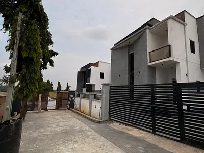 4 Bedroom Detached Duplex with BQ — Alalubosa GRA, Ibadan, Oyo
