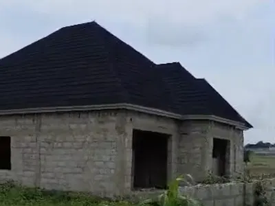 3 Bedroom Detached Bungalow Carcass — Fha, Behind Amac Market, Fha (F.h.a), Lugbe District, Abuja