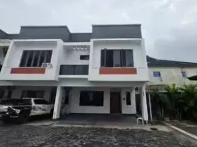 4 Bedroom Terraced Duplex — Lekki, Lagos