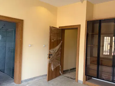 4 Bedrooms Terraced House on 3 Floors with BQ — Guzape District, Abuja