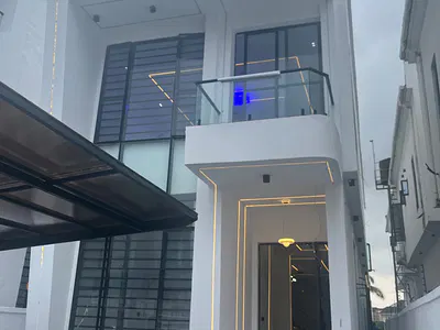 5 Bedroom Detached Duplex with Pool — Ajah, Lagos