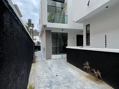 4 Bedroom Semi-Detached Duplex — Lekki, Lagos
