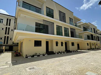 Five Bedroom Fully Detached Duplex — Ikoyi, Lagos