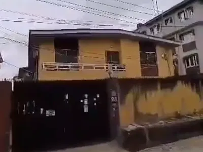 Block of 4 Flats, 3 Bedroom Each — Olaniyi STR, Maternity Bus Stop Off Pedro Rd, Bariga, Shomolu, Lagos