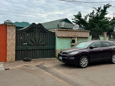 Detached Bungalow on 635SQM — Surulere, Lagos