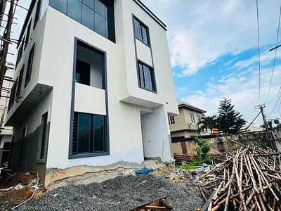 Exquisite 5 Bedroom Detached Duplex + Pool, Private Cinema, BQ — Ikeja, Lagos