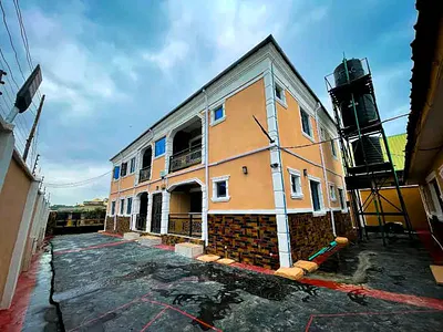 Ensuit with P.O.P Ceiling Standard 3-Bedroom Flat — Ita Oshin, Abeokuta North, Ogun