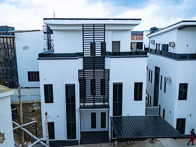 4 Bedroom Furnished Detached Duplex — Behind Hmedix, Guzape District, Abuja