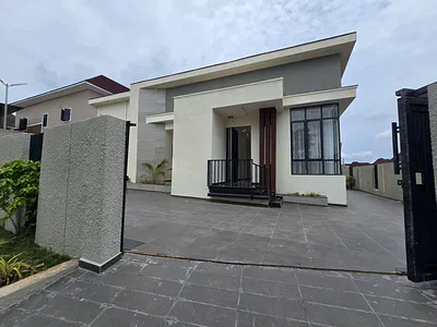 4 Bedroom Detached Bungalow — Enugu, Enugu
