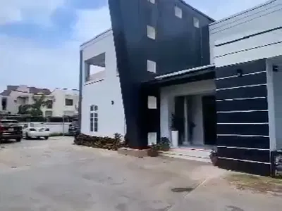 Fully Furnished 7 Bedroom Detached Duplex with BQ — Guzape District, Abuja