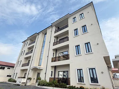 3 Bedroom Apartment with En-Suite Bedrooms — Lekki, Lagos