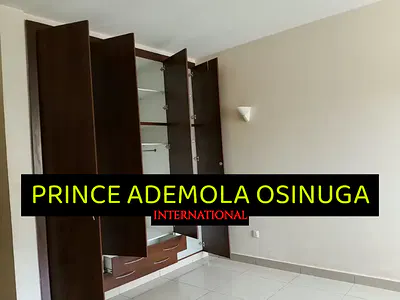 Luxury Waterfront 4 Bedroom Apartment, BQ, Pool, Gym, Jetty, Squash Etc — Off Banana Island Road, Ikoyi, Lagos