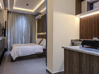 Luxury Studio Apartment with Pool & Gyj — Lekki, Lagos