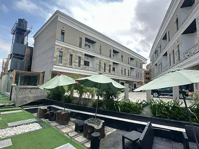 5 Bedroom Terraced Duplex with Swimming Pool — Parkview Estate, Ikoyi, Lagos