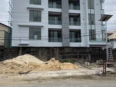 Luxury 2 Bedroom Flat with Swimming Pool — Lekki, Lagos