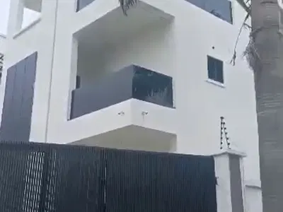 5 Bedroom Fully Detached Duplex — Main, Gwarinpa, Abuja