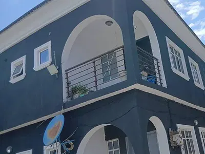 Newly Renovated One Bedroom Apartment — Lekki, Lagos