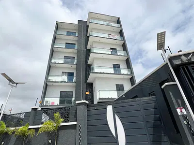 Luxury Brand-New 1 Bedroom Apartments with Elevator, Gym, Pool — Lekki, Lagos