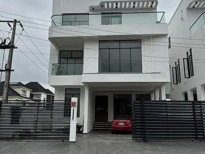 5 Bedroom Detached Duplex — Lekki, Lagos