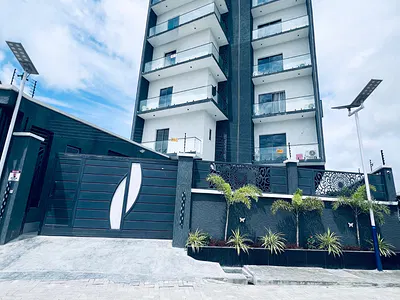 Luxury Brand-New 3 Bedroom Apartments with Elevator, Pool, Gym — Lekki Phase 1, Lekki, Lagos