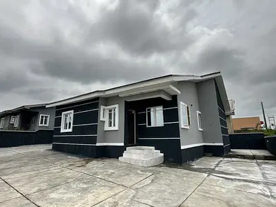 Exquisite 3 Bedroom Detached Bungalow with BQ & Solar — Ibadan, Oyo