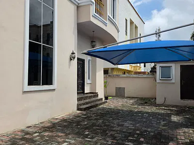 5 Bedroom Detached Duplex with BQ — Ikoyi, Lagos