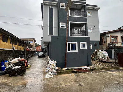 2 Bedroom Apartment — Akobi Crescent, Surulere, Lagos