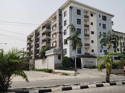 Spacious 3-Bedroom Apartment — Ikoyi, Lagos