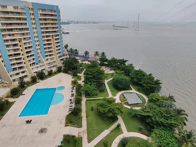 Top Notch and Excellently Finished 4 Bed Penthouse with a Study Room — Ikoyi, Lagos