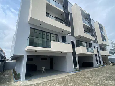 4 Bedroom Smart Townhouse with Gym — Lekki, Lagos