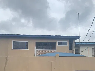 A Well Renovated 5 Bedroom Detached Duplex in an Estate — Ikeja, Lagos