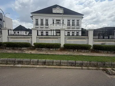 5 Bedroom Detached Duplex with BQ — Guzape District, Abuja