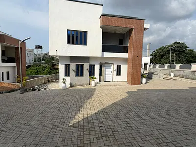 5 Bedroom Detached Duplex with BQ — Guzape District, Abuja