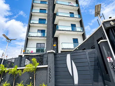 1-Bedroom Luxury Apartment with Elevator — Lekki Phase 1, Lekki, Lagos