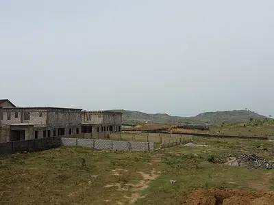 400SQM Residential Land for 4 Bedroom Fully Detached Duplex+bq Cofo — The Conqueror's Niche 2 Estate, Airport Road, Lugbe District, Abuja