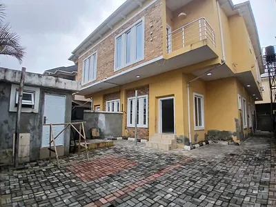 Newly Renovated 4edroom Duplex with a Room BQ — Lekki, Lagos