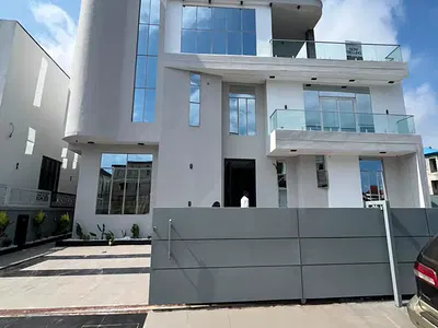 5 Bedroom Fully Detached Duplex — Lekki, Lagos