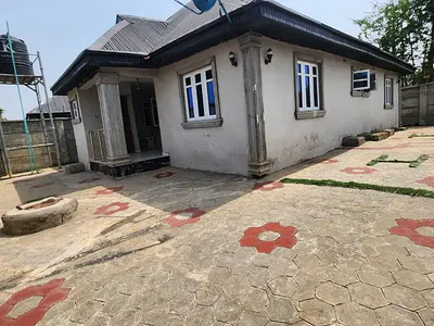 Neatly Used 3 Bedroom Bungalow with Car Park — Erunmu, Olodo Ibadan, Ibadan, Oyo