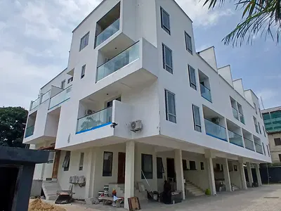 4-Bedroom Townhouse Apartments with 2 Rooms BQ — Victoria Island (VI), Lagos