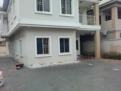 Very Neat 5 Bedroom Fully Detached House with 2room Bungalow BQ — Lekki, Lagos