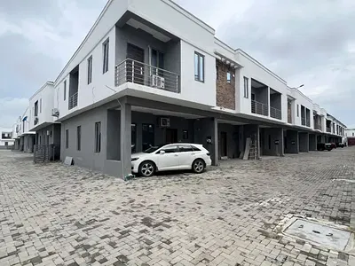 4 Bedroom Terraced Duplex, Fully Serviced — Ajah, Lagos