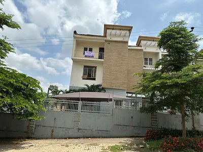 4-Bedroom Terraced Duplex with BQ — Guzape District, Abuja