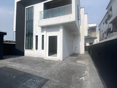 5 Bedroom Detached Duplex with BQ — Lekki, Lagos