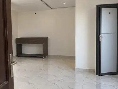 Spacious Newly Built Mini Flat with Kitchen Cabinets — Shomolu, Lagos