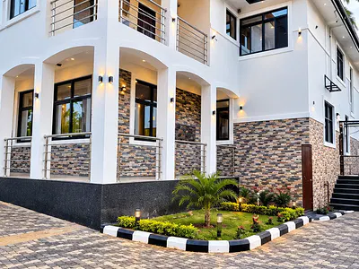 5 Bedroom Fully Detached Duplex — Main, Maitama District, Abuja