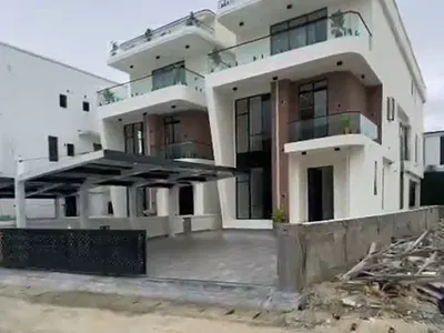 5 Bedroom Fully Detached Duplex — Lekki, Lagos